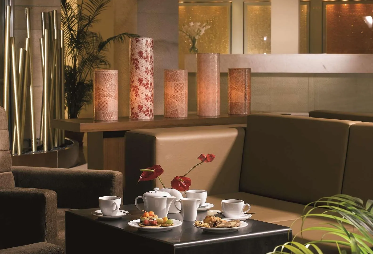 Hotel Radisson Blu Dhaka Water Garden 5*,